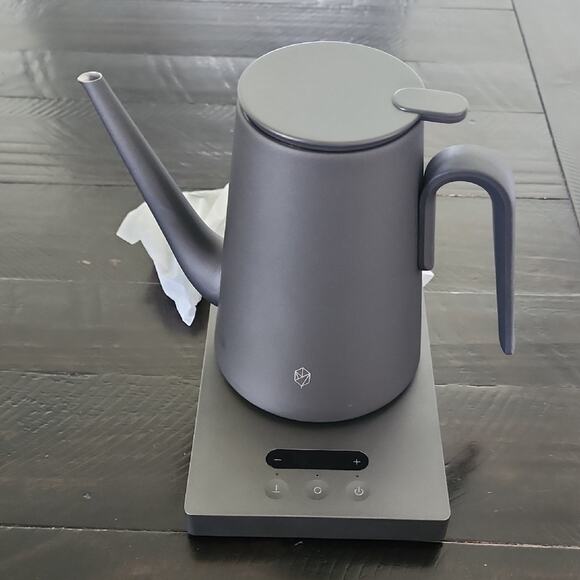 PIQUE Electric Pour Over Water Kettle Limited Edition Charcoal Gray - Picture 3 of 10